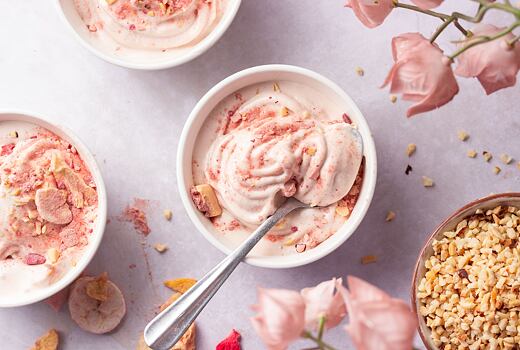 Mražený jogurt s lyo ovocem