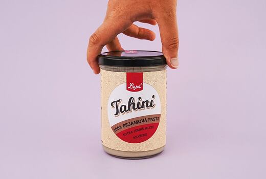 Natřete to nudě: Sezamová pasta tahini pro zdraví, které baví