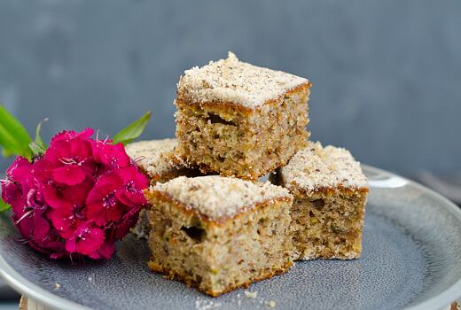 Cuketový perník s orechmi