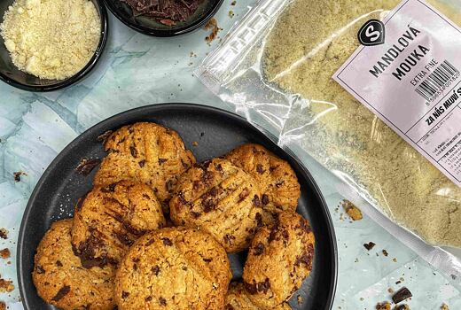 Mandľové cookies s čokoládou
