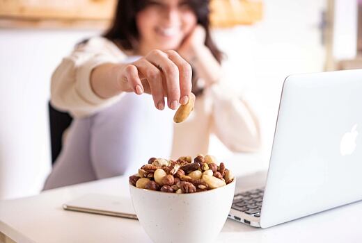 Ořechy, které vás zbaví únavy za 15 minut (a proč fungují rychleji než káva)