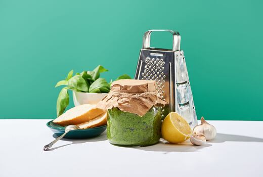 To nejlepší, co se bylinkám může stát: Domácí pesto zvládnete raz dva