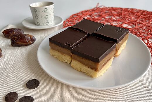 Datlový Millionaire shortbread