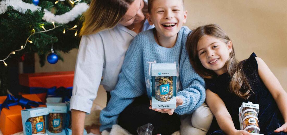 Vánoční průvodce: Co komu nadělit pod stromeček?