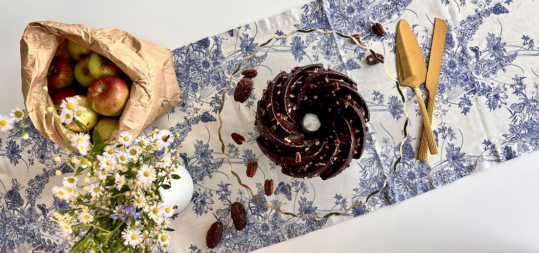 Datlová bábovka s cuketou