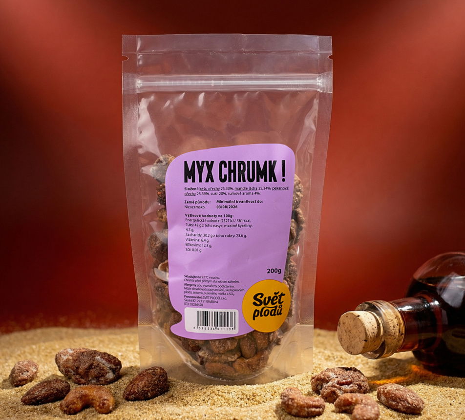 MYX CHRUMK! packshot lifestyle